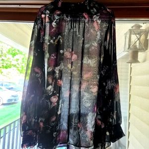 Torrid Sz 5 long sleeve black floarl skul pattern sheer blouse